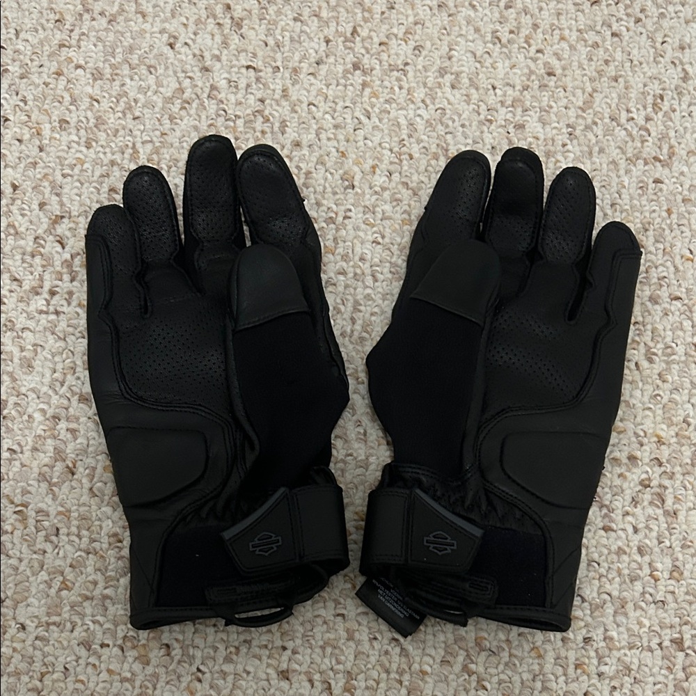Black Motorcycle Gloves